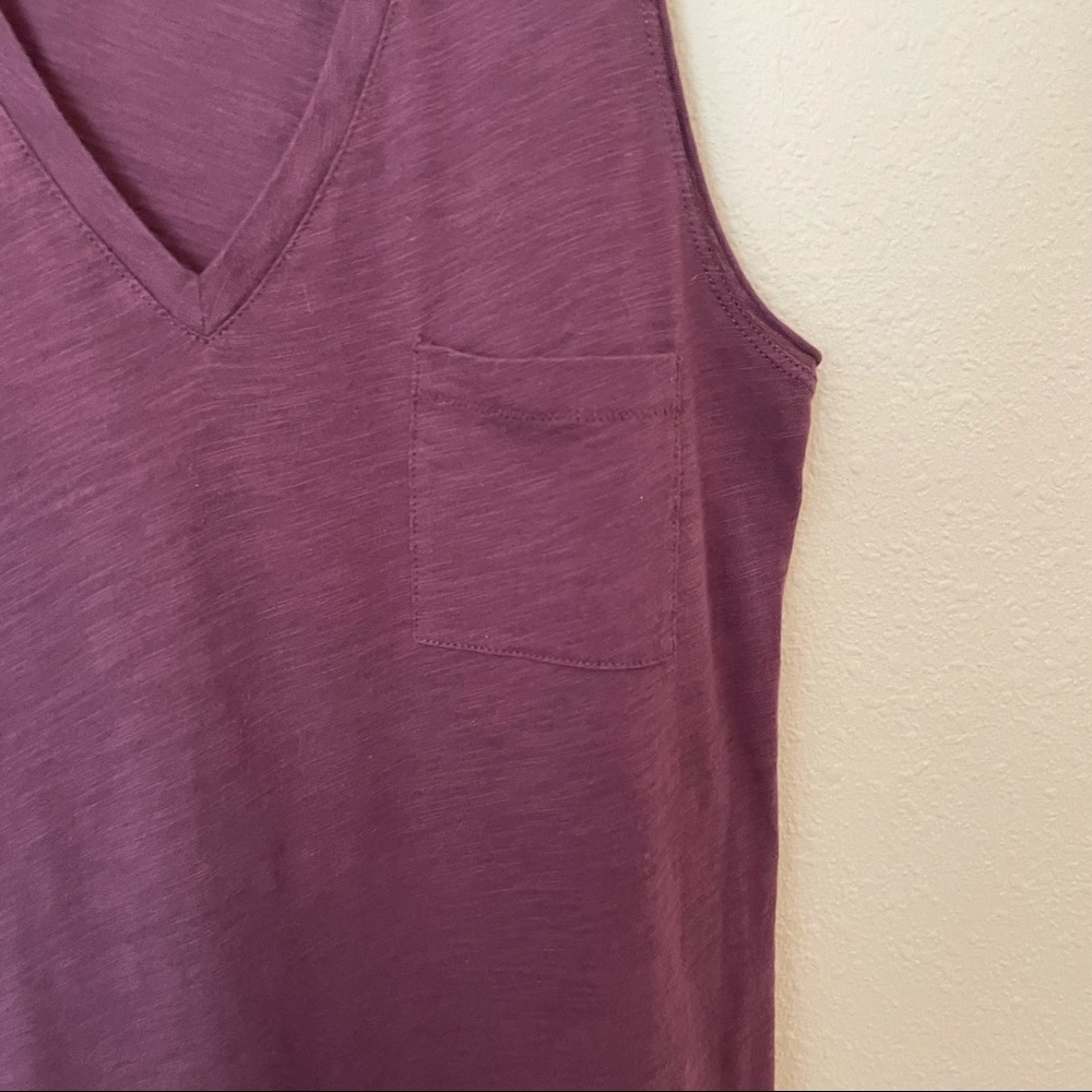Madewell Basic Tank - Picture 2 of 5